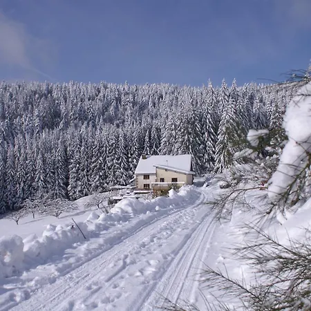 Blanche-roche, En Lisiere De Foret Holiday home