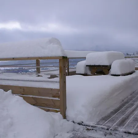 Nyaraló Blanche-roche, En Lisiere De Foret